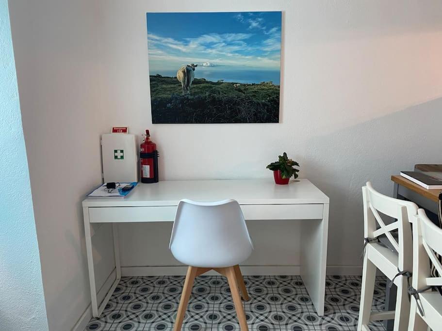 Relaxing House By The Beach - Casa Rosa Horta  Esterno foto